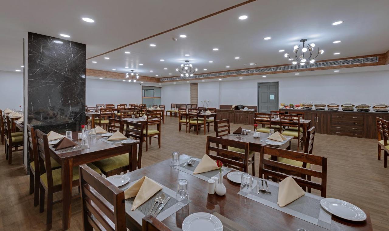 Click Hotel Jaipur, Raja Park 외부 사진